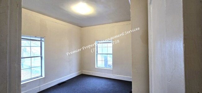 Photo - 404 Center Ave Unit 5