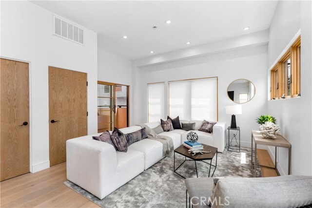 Photo - 1035 N Vista St