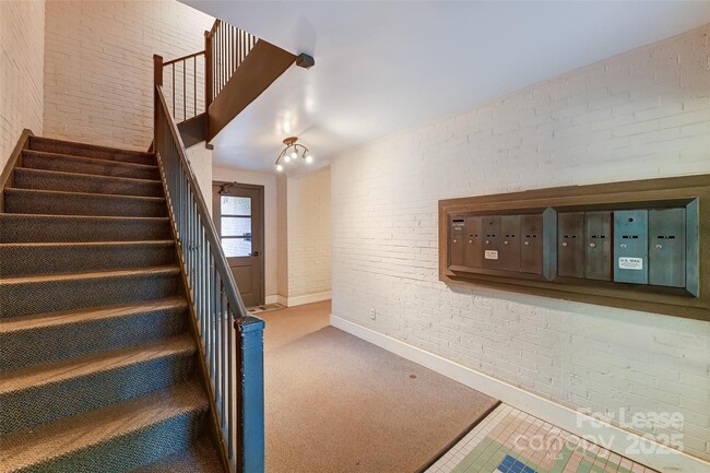 Photo - 227 N Dotger Ave