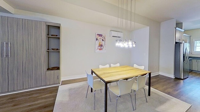 Photo - 139 Wentworth St Unidad A