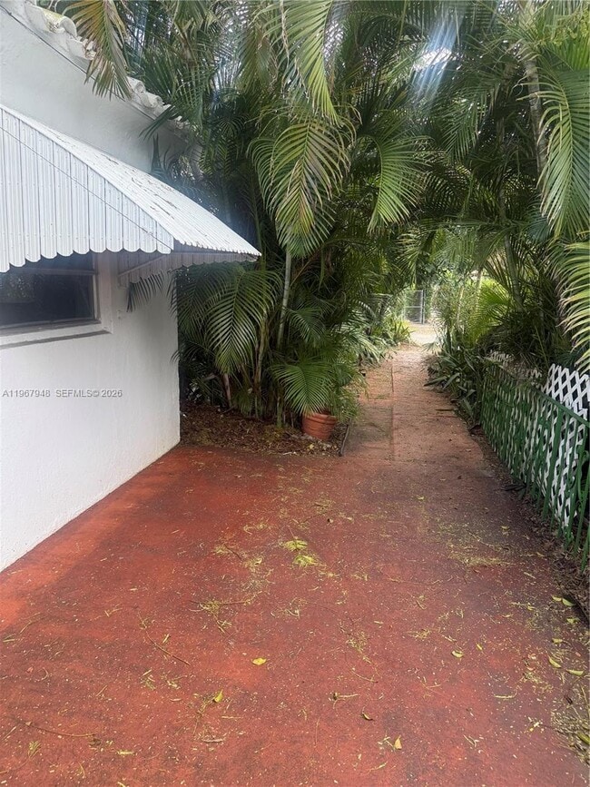 Photo - 2023 Taylor St Unidad 2