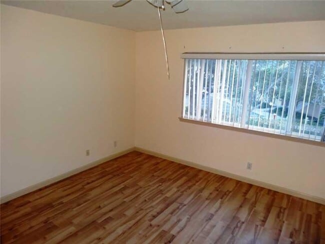 Photo - 9934 NW 56th Pl