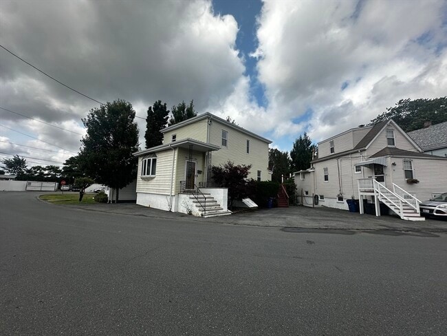 Photo - 103 Sagamore St