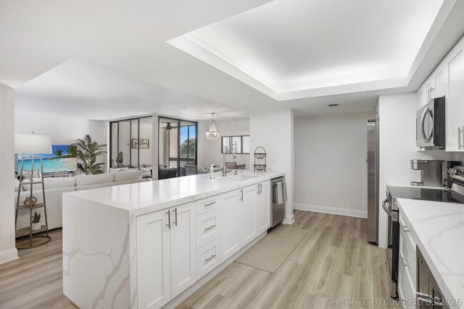 Building Photo - 750 Egret Cir Unit 6304