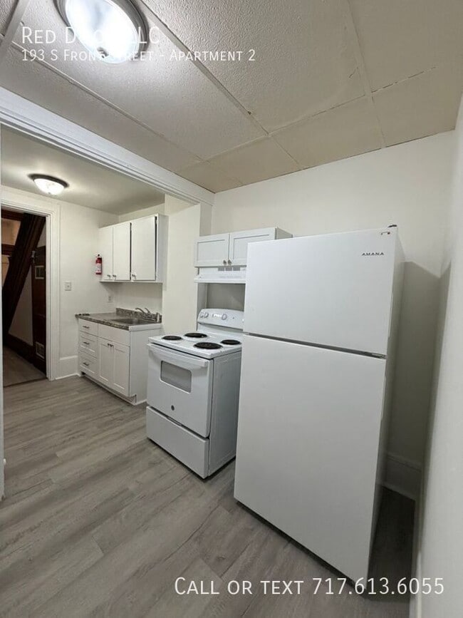 Photo - 193 S Front St Unidad Apartment 2
