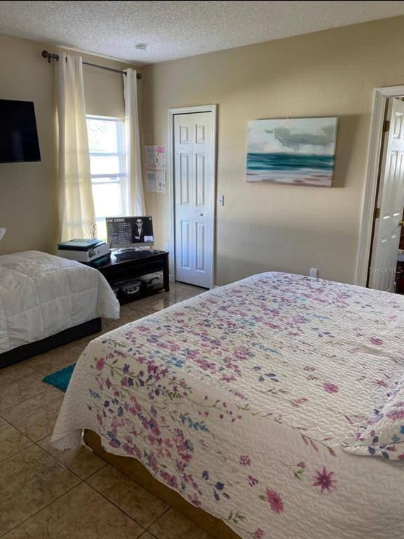 Photo - 611 Linnet Ct