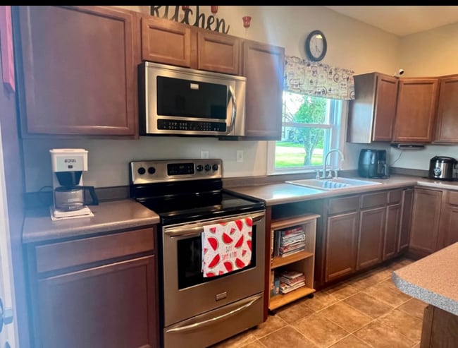 Photo - 1006 S Rowley St