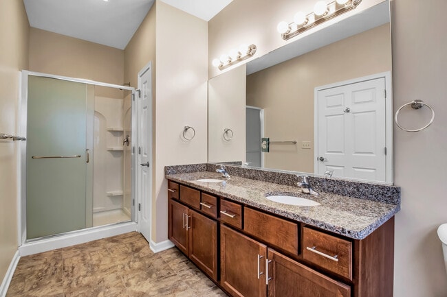 Photo - Hunt Club Circle Townhomes