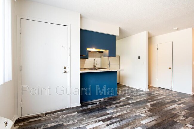 Photo - 2739 N Amidon Ave Condominio