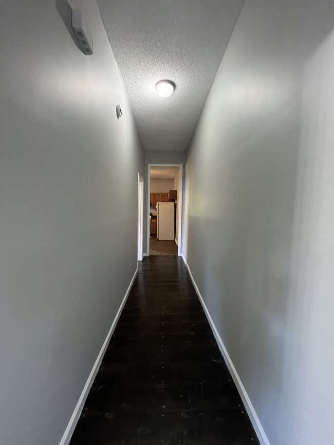 Photo - 106 Tuxedo Dr