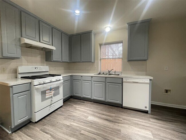 Photo - 3712 Bratton Heights Dr