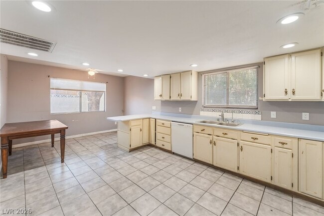 Photo - 4268 Hampshire Cir