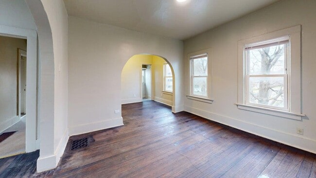 Building Photo - Old Town Charm - Close to Hospital