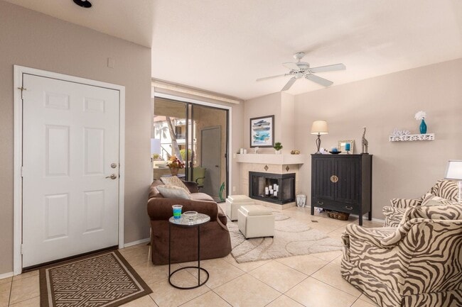 Building Photo - Two bedroom condo Unit 1300