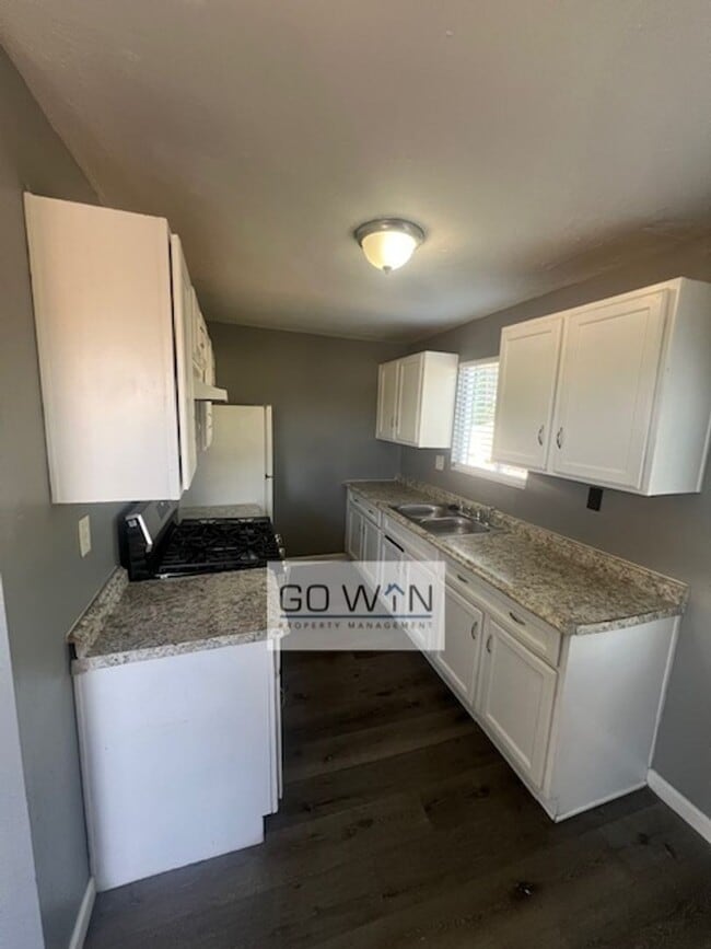 Photo - 1836 E Harvard St Unit C