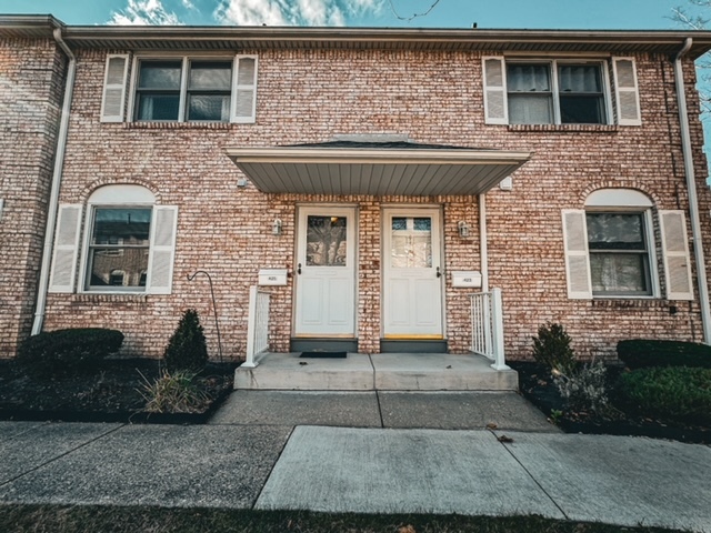 Photo - 425 3rd Ave Townhome