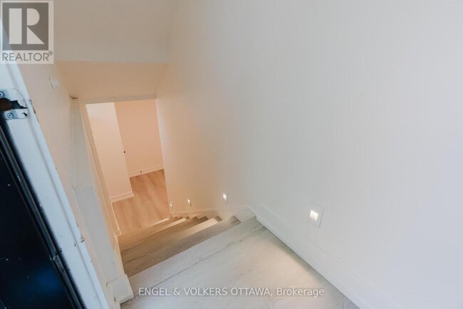 Photo - 1040 Maitland Ave
