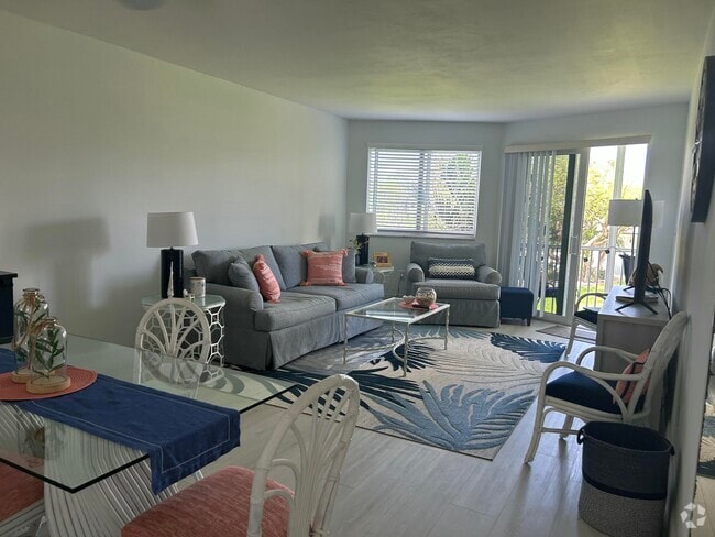 Building Photo - 2760 Banyan Rd Rental