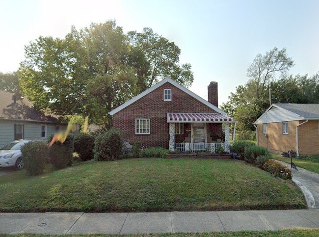 Building Photo - 921 Dennison Ave