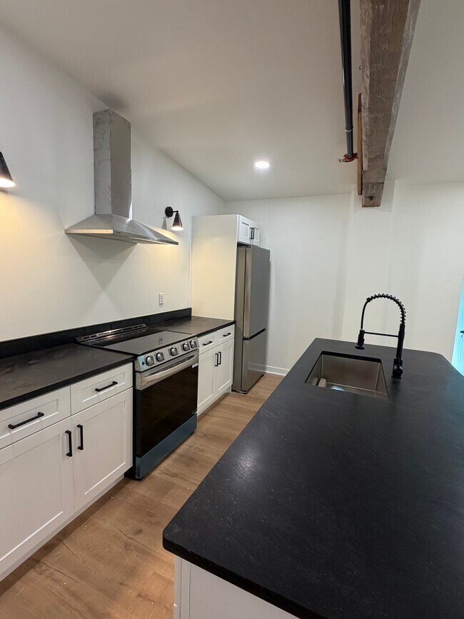 Photo - The Warehouse At Calhoun - RESIDENTIAL Unit 503 - E