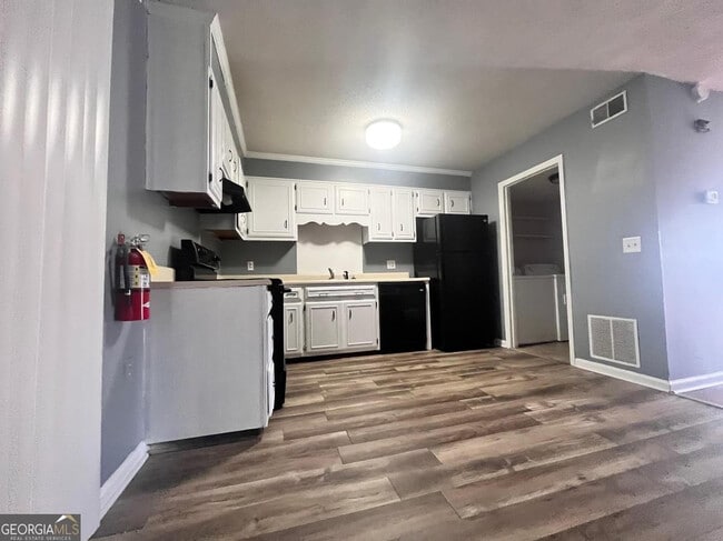 Photo - 251 Knight Dr