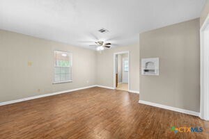 Photo - 2005 Elkins Ave