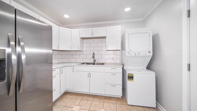 Photo - 2126 Evans Ave NW