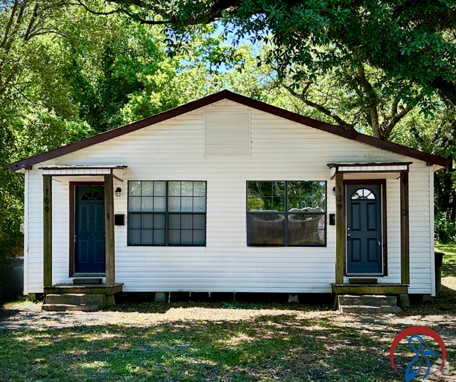 Building Photo - 109 Conrad St Unit 2M- 109 Conrad St. 2 Rental