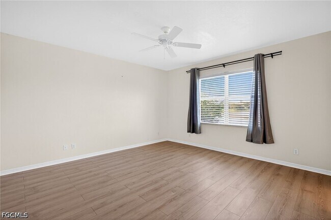 8369 Sumner Ave