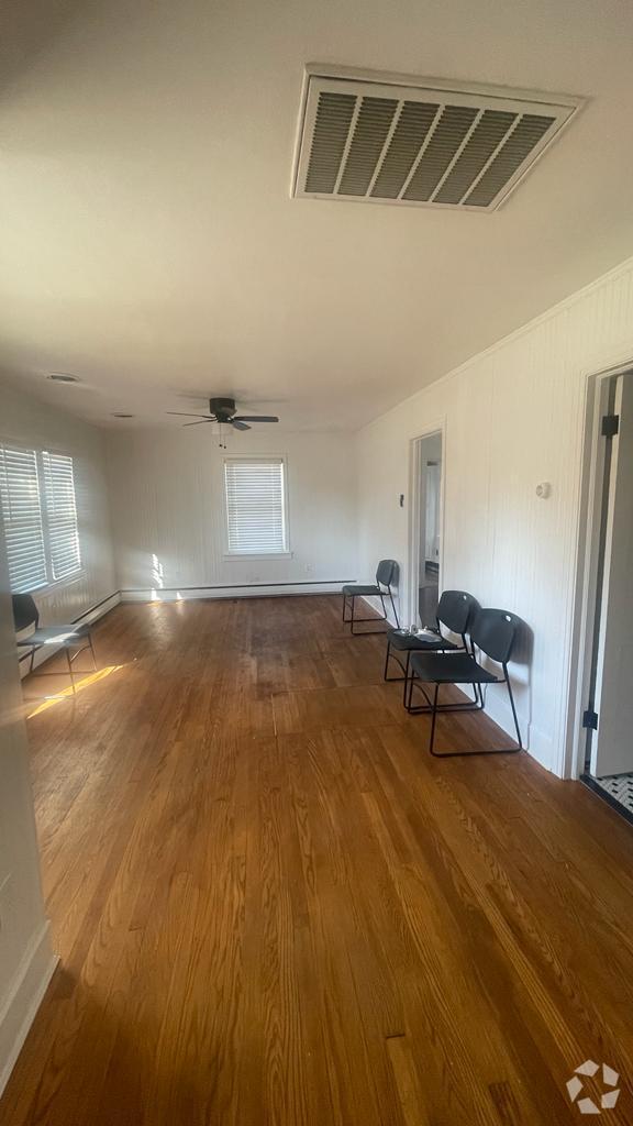 The Chimneys West Rentals Haymarket VA