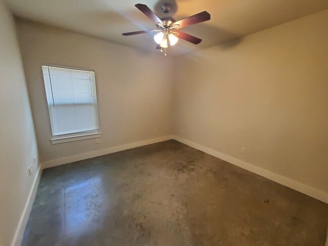 Photo - 1241 Oakland Ave Unit 101
