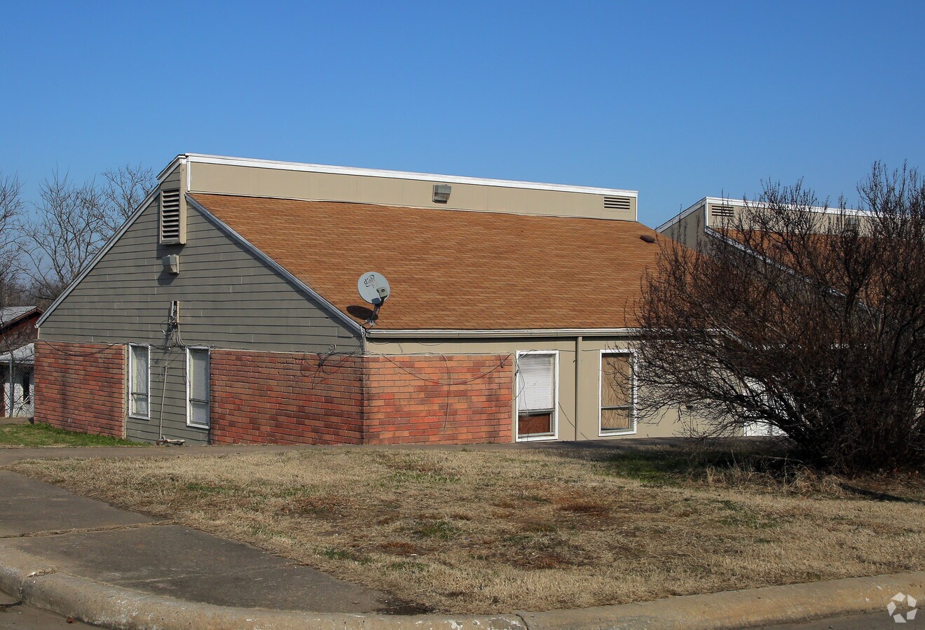 Photo - Poteau Valley Apartments