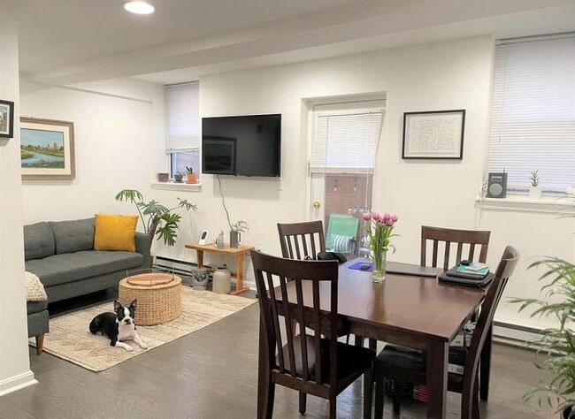 Building Photo - 1 bedroom in Boston MA 02215 Unit C