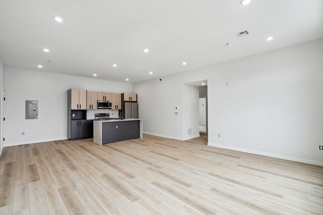 Photo - 1112 E Berks St Unit 406