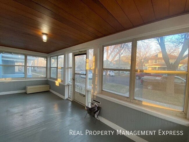 Photo - Gorgeous 4 bed 1 bath home