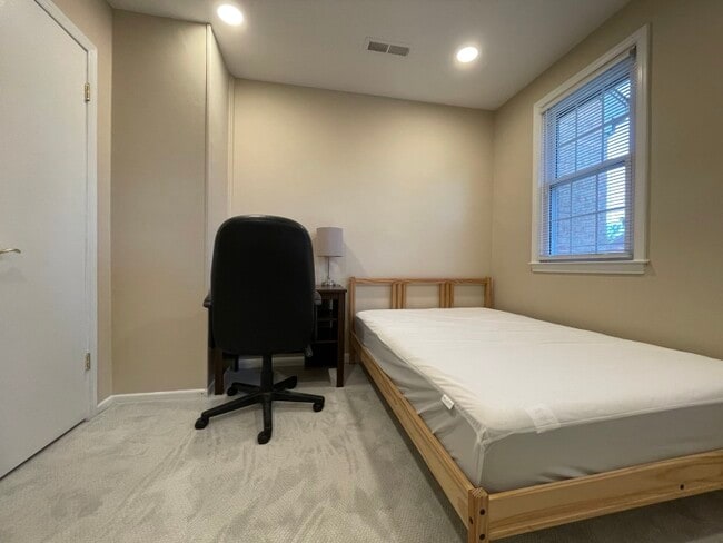 Photo - 10540 Assembly Dr