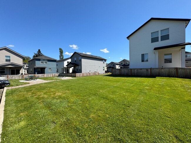 Photo - Three bedroom home built in 2021 - With Air Conditioning