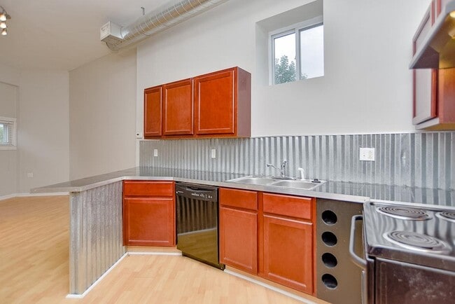 Photo - 5409 Lansdowne Ave Unit 5411