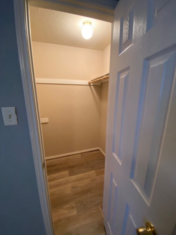 Photo - 1419 E Robert St