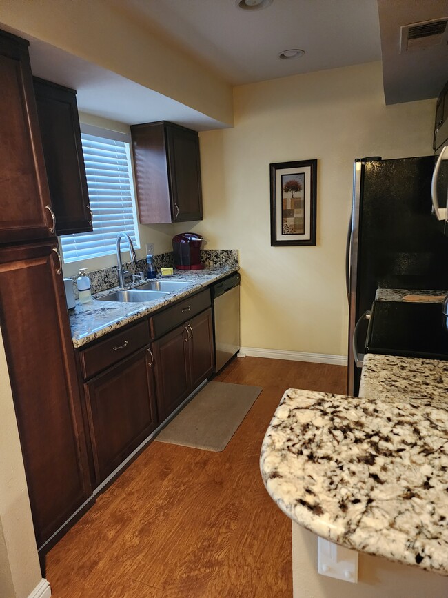 Photo - 1050 E Ramon Rd Unidad Will Advise