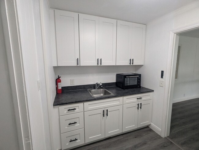 Photo - 1513 Akron Dr Unit 1