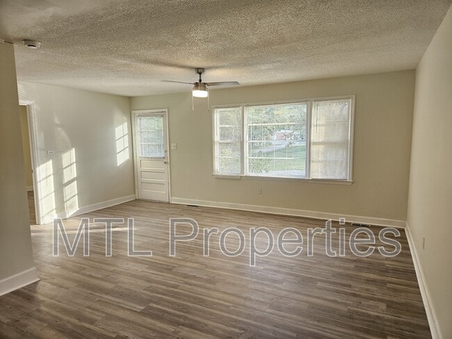 Photo - 1445 Pine Spring Dr