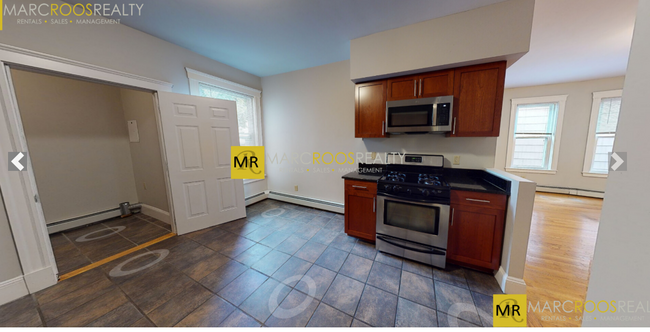 Building Photo - 4 Beacon St Unit 1 Rental