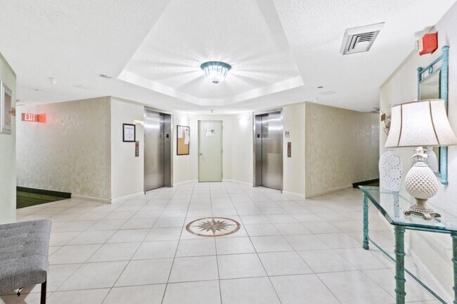 Photo - 1100 St Charles Pl Unit 408