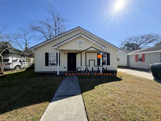 Building Photo - 804 Crosby St