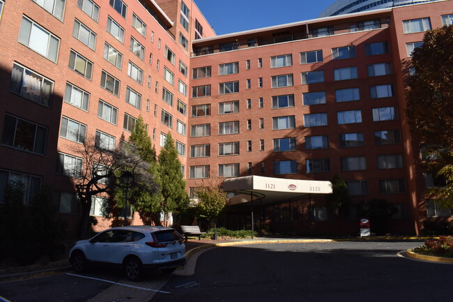 River Place #322-E - River Place #322-E Unidad 322 Rental