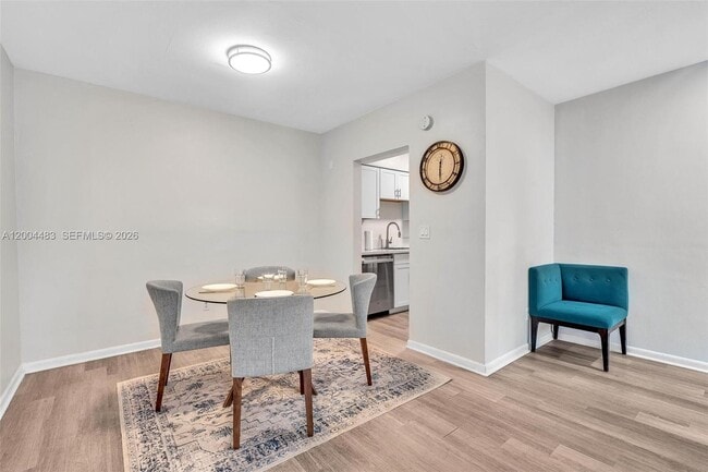 Photo - 10000 E Bay Harbor Dr Unit 17