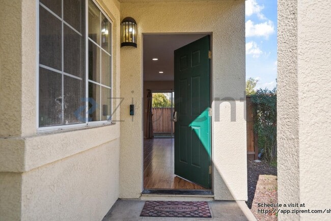 Photo - 69 Brookstone Ct