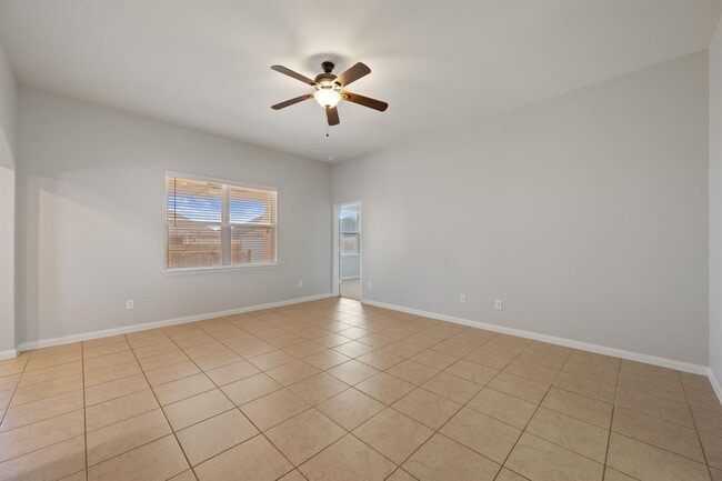 Photo - 19717 Per Lange Pass