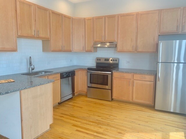 Photo - 3055 N Sheffield Ave Unit 2D